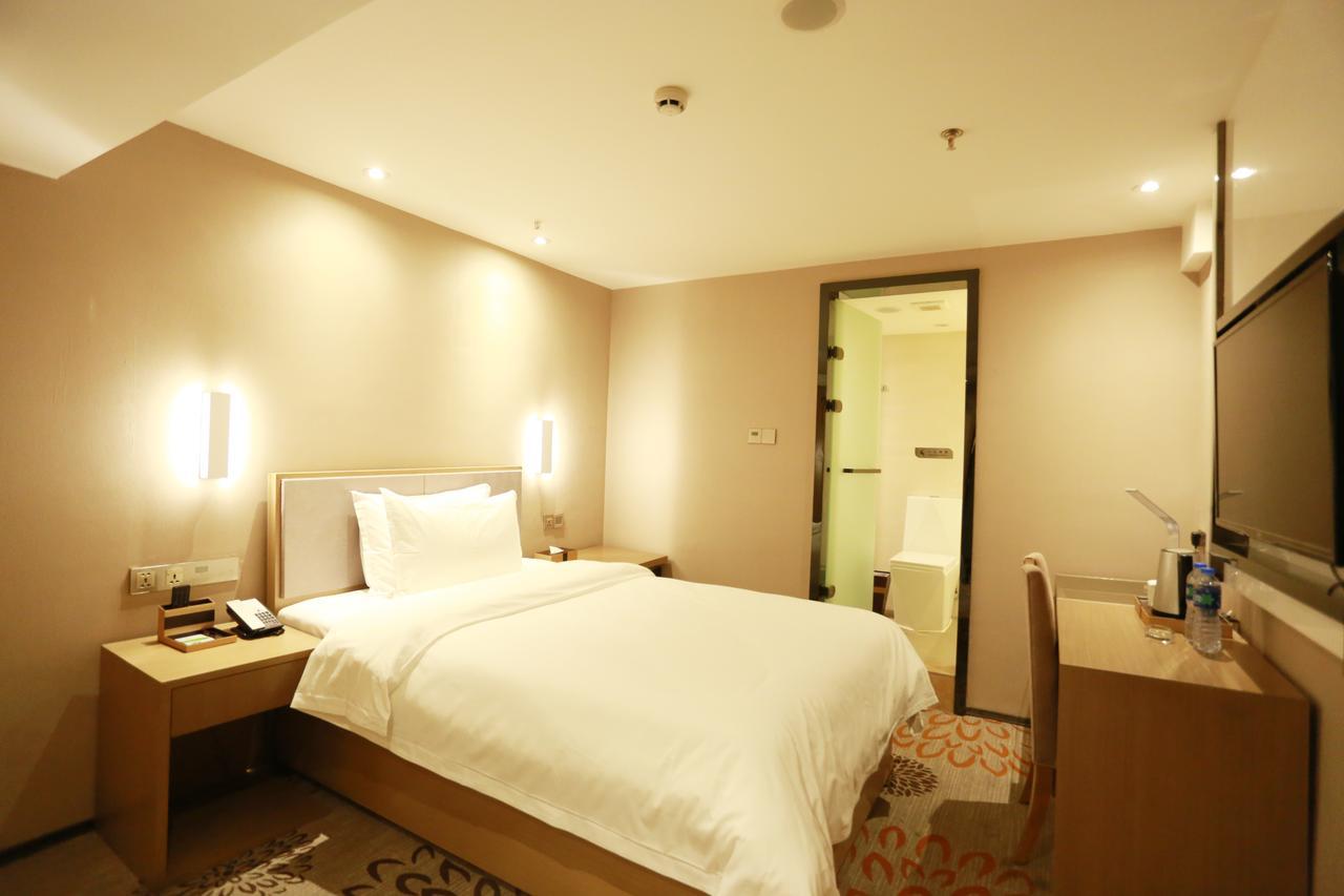 Lavande Hotel Baogang Avenue Guangbai Xinyi Branch قوانغتشو المظهر الخارجي الصورة
