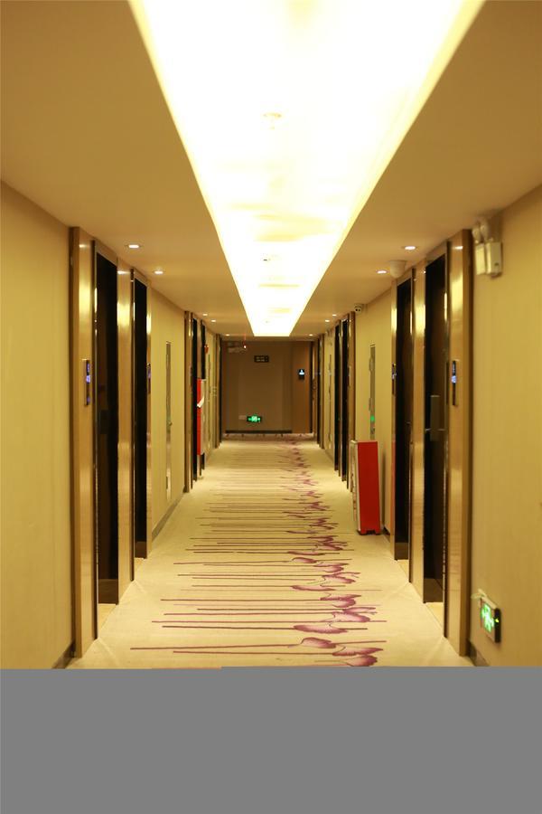 Lavande Hotel Baogang Avenue Guangbai Xinyi Branch قوانغتشو المظهر الخارجي الصورة