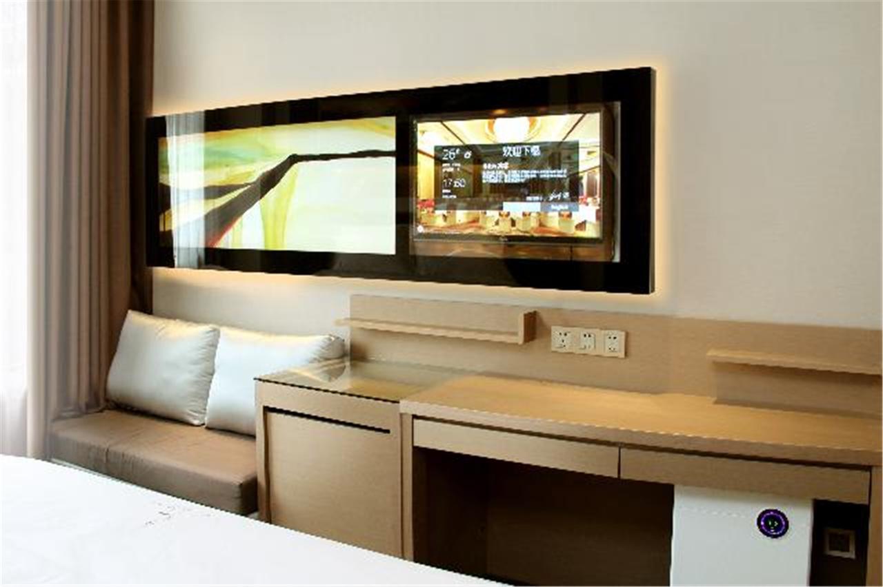 Lavande Hotel Baogang Avenue Guangbai Xinyi Branch قوانغتشو المظهر الخارجي الصورة