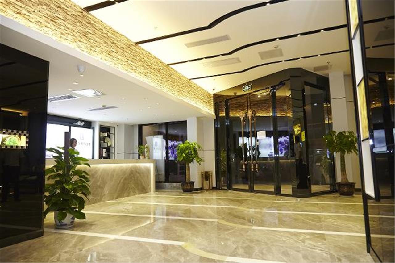 Lavande Hotel Baogang Avenue Guangbai Xinyi Branch قوانغتشو المظهر الخارجي الصورة