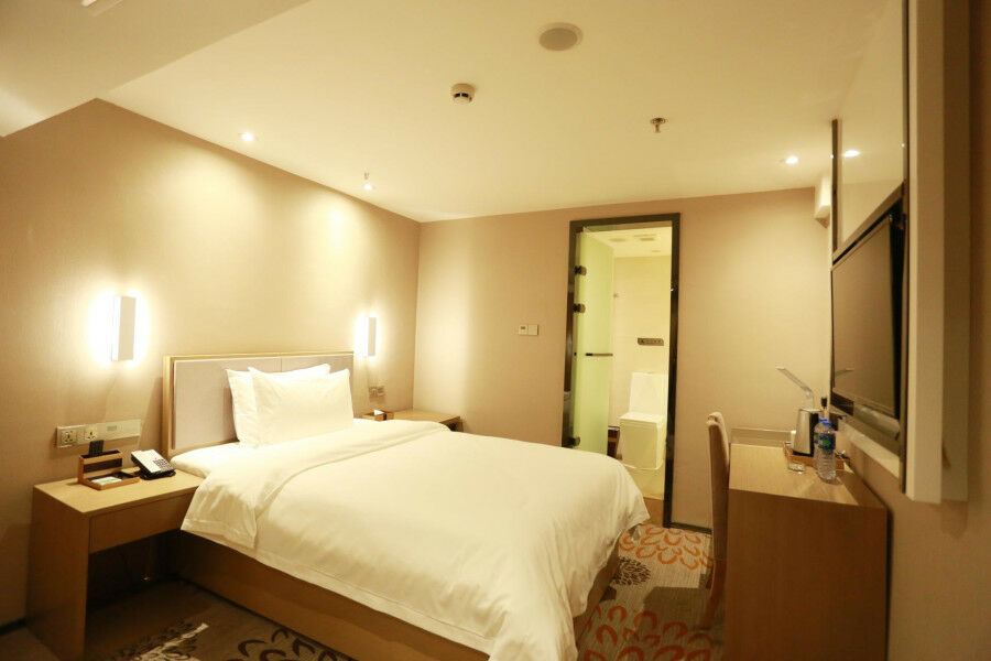 Lavande Hotel Baogang Avenue Guangbai Xinyi Branch قوانغتشو المظهر الخارجي الصورة