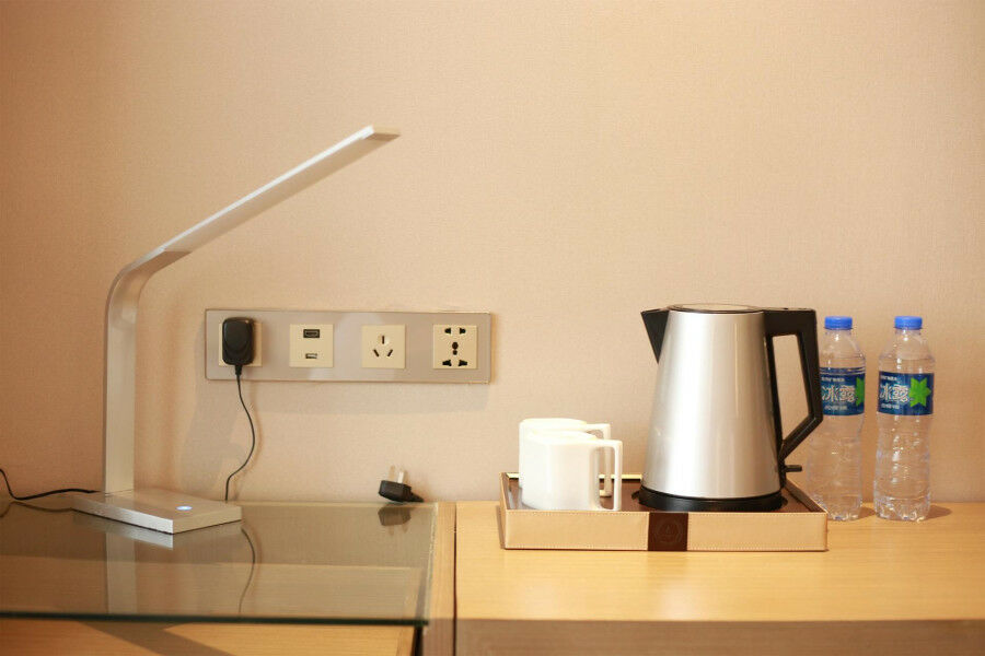 Lavande Hotel Baogang Avenue Guangbai Xinyi Branch قوانغتشو المظهر الخارجي الصورة