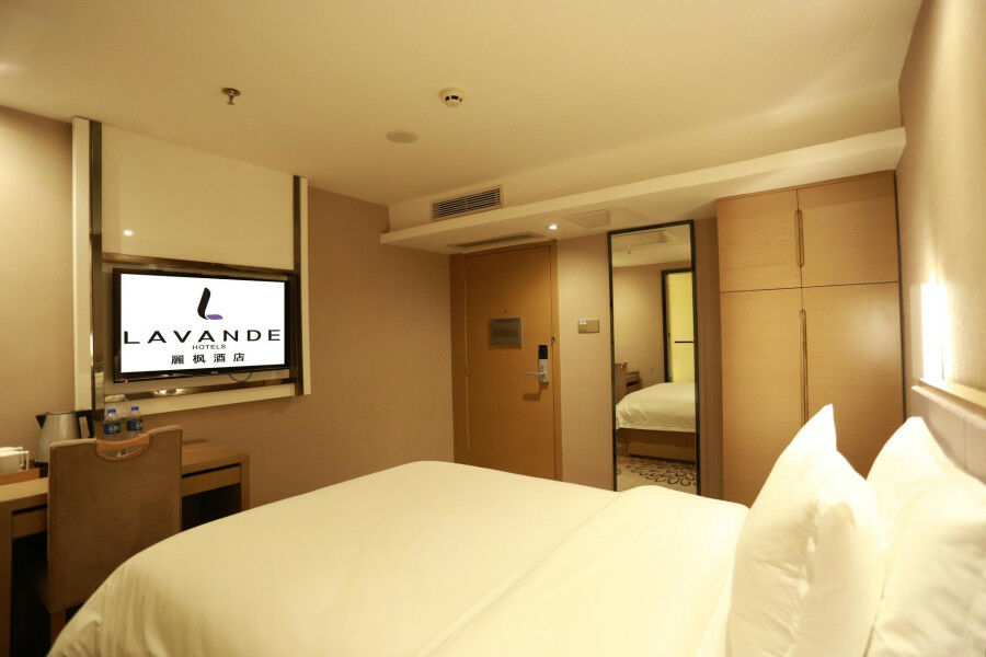 Lavande Hotel Baogang Avenue Guangbai Xinyi Branch قوانغتشو المظهر الخارجي الصورة