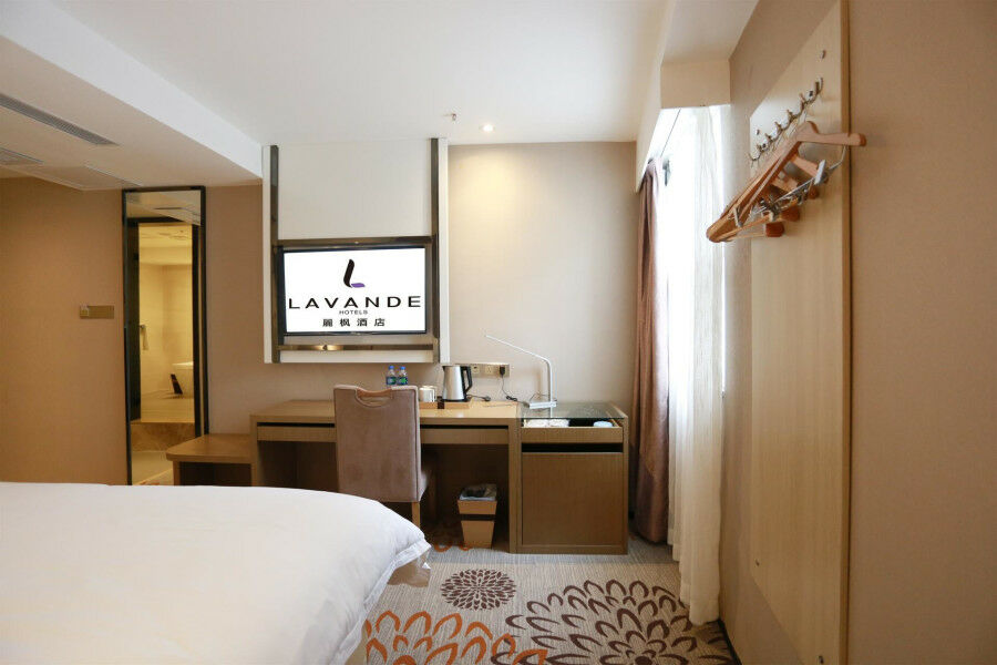 Lavande Hotel Baogang Avenue Guangbai Xinyi Branch قوانغتشو المظهر الخارجي الصورة