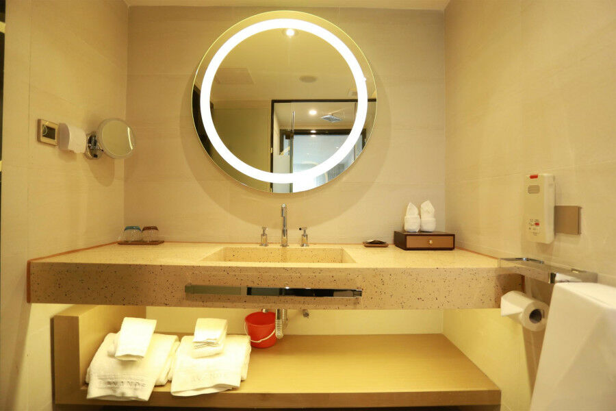 Lavande Hotel Baogang Avenue Guangbai Xinyi Branch قوانغتشو المظهر الخارجي الصورة
