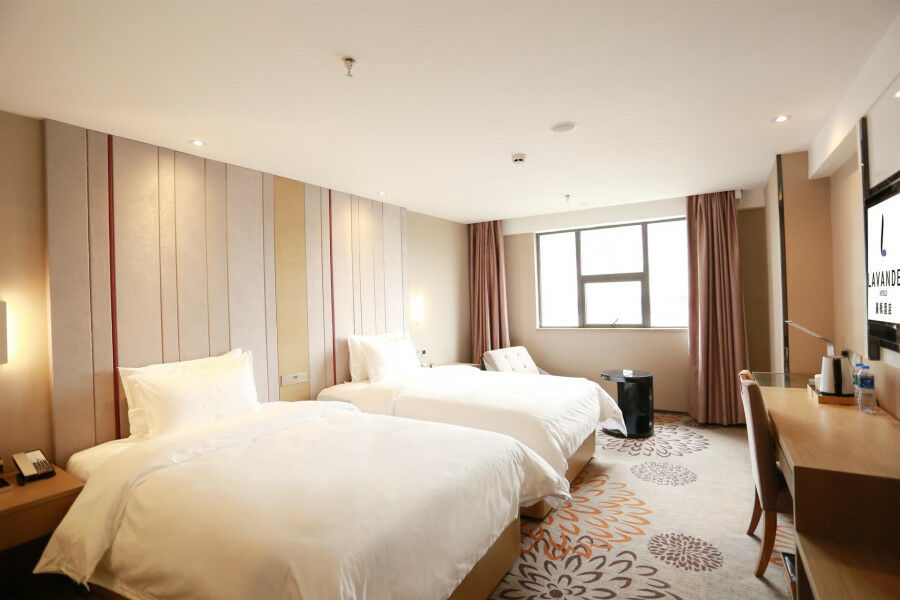 Lavande Hotel Baogang Avenue Guangbai Xinyi Branch قوانغتشو المظهر الخارجي الصورة