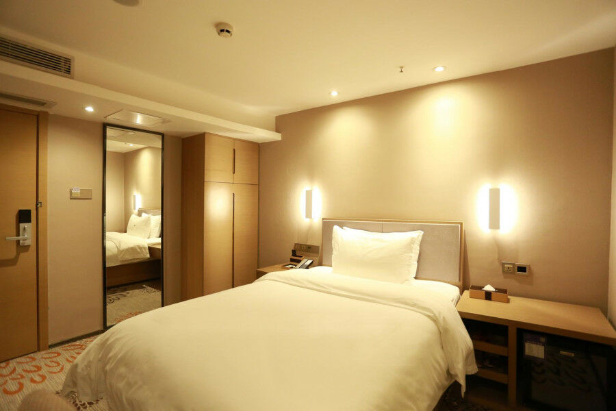 Lavande Hotel Baogang Avenue Guangbai Xinyi Branch قوانغتشو المظهر الخارجي الصورة